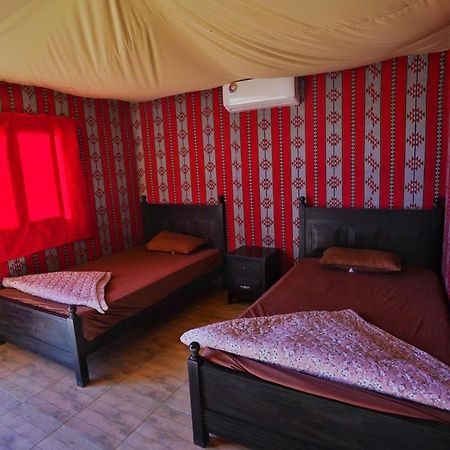 Oryx Camp Hotel Wadi Rum Ngoại thất bức ảnh