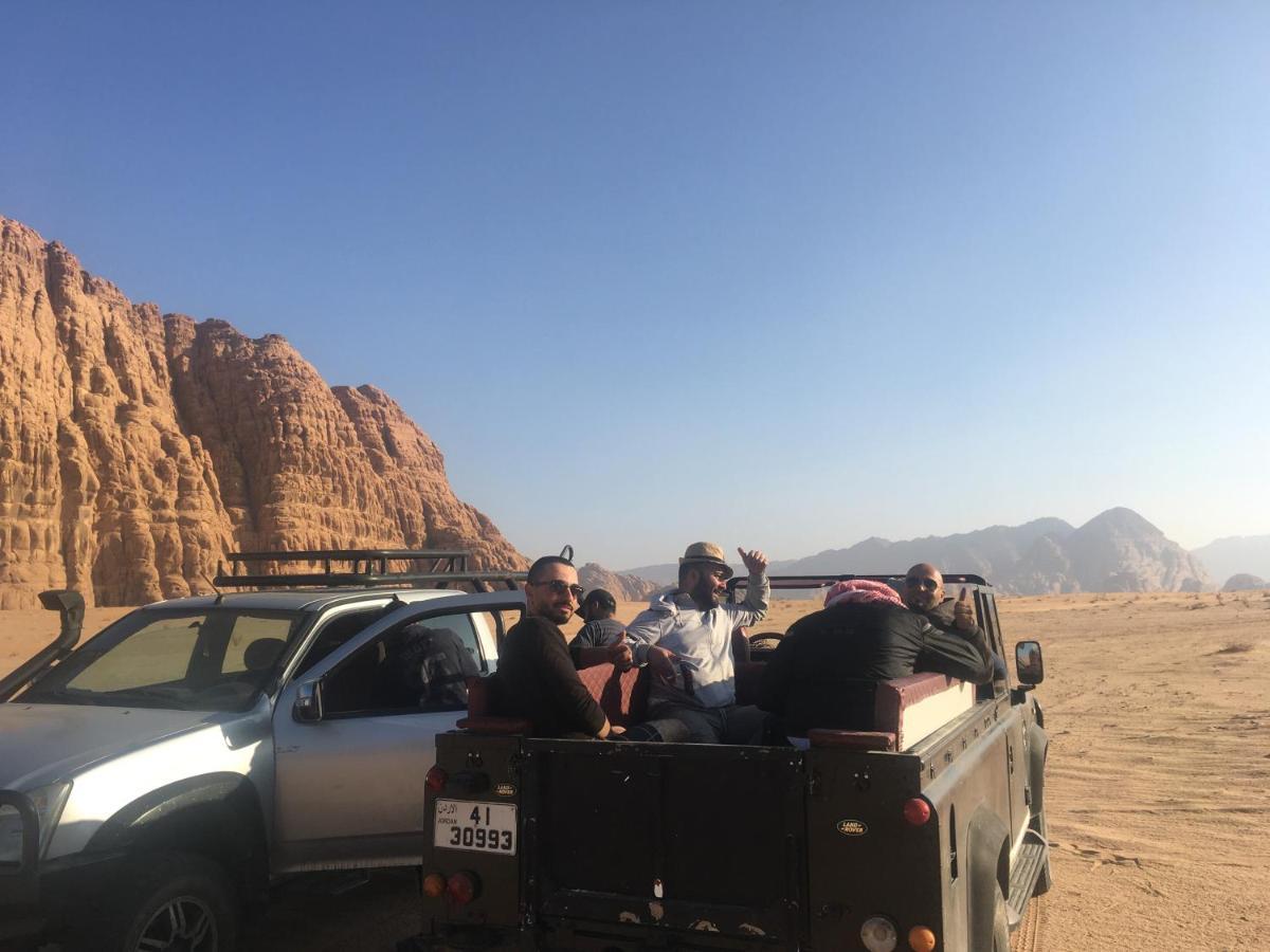 Oryx Camp Hotel Wadi Rum Ngoại thất bức ảnh