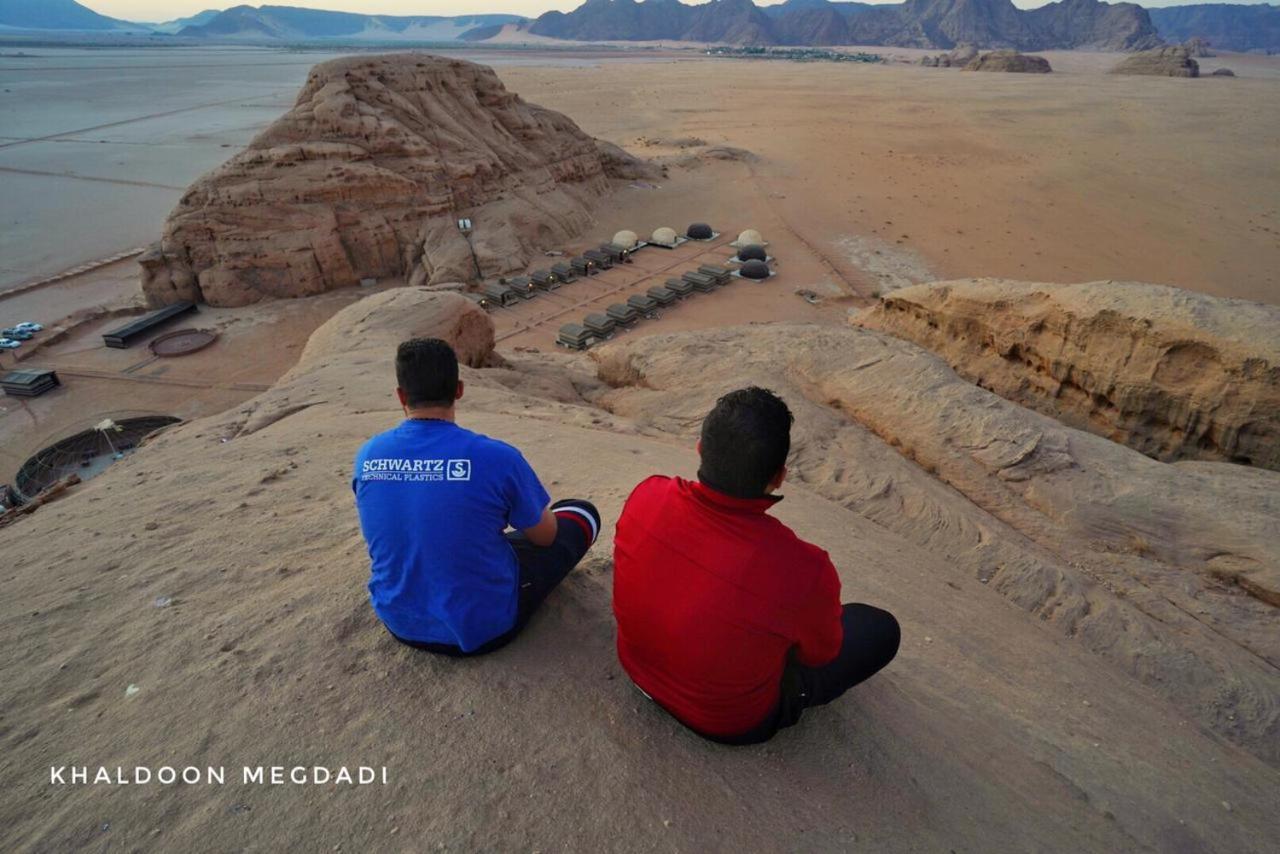 Oryx Camp Hotel Wadi Rum Ngoại thất bức ảnh