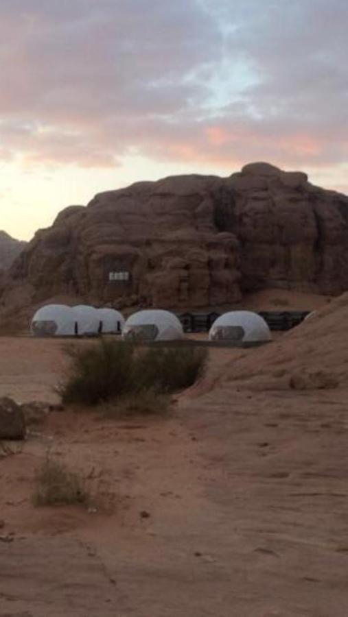 Oryx Camp Hotel Wadi Rum Ngoại thất bức ảnh
